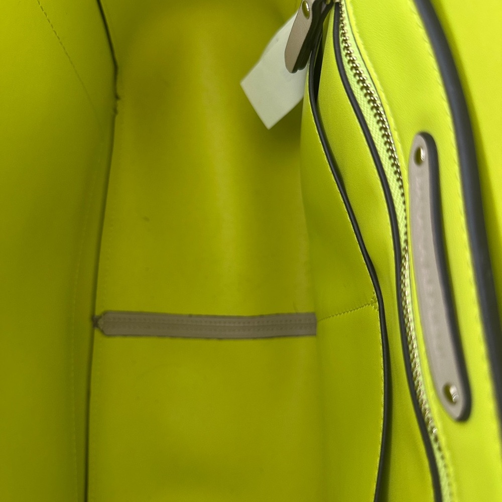 Banana Republic Light Pink Tote Bag - Picture 9 of 11